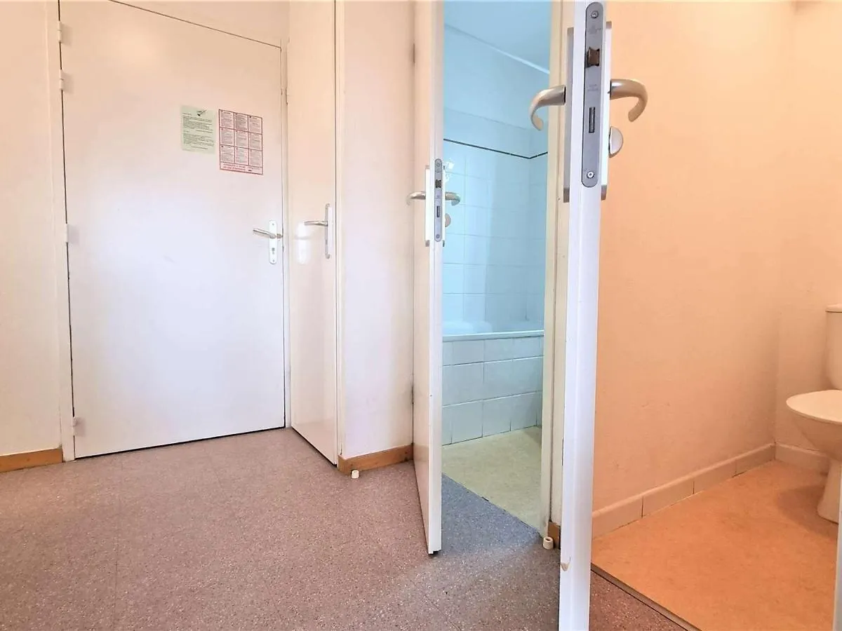 T2 Cabine 6 Pers Avec Balcon, Parking Et Casier A Ski, Pres Des Pistes - Fr-1-525-193 Le Devoluy